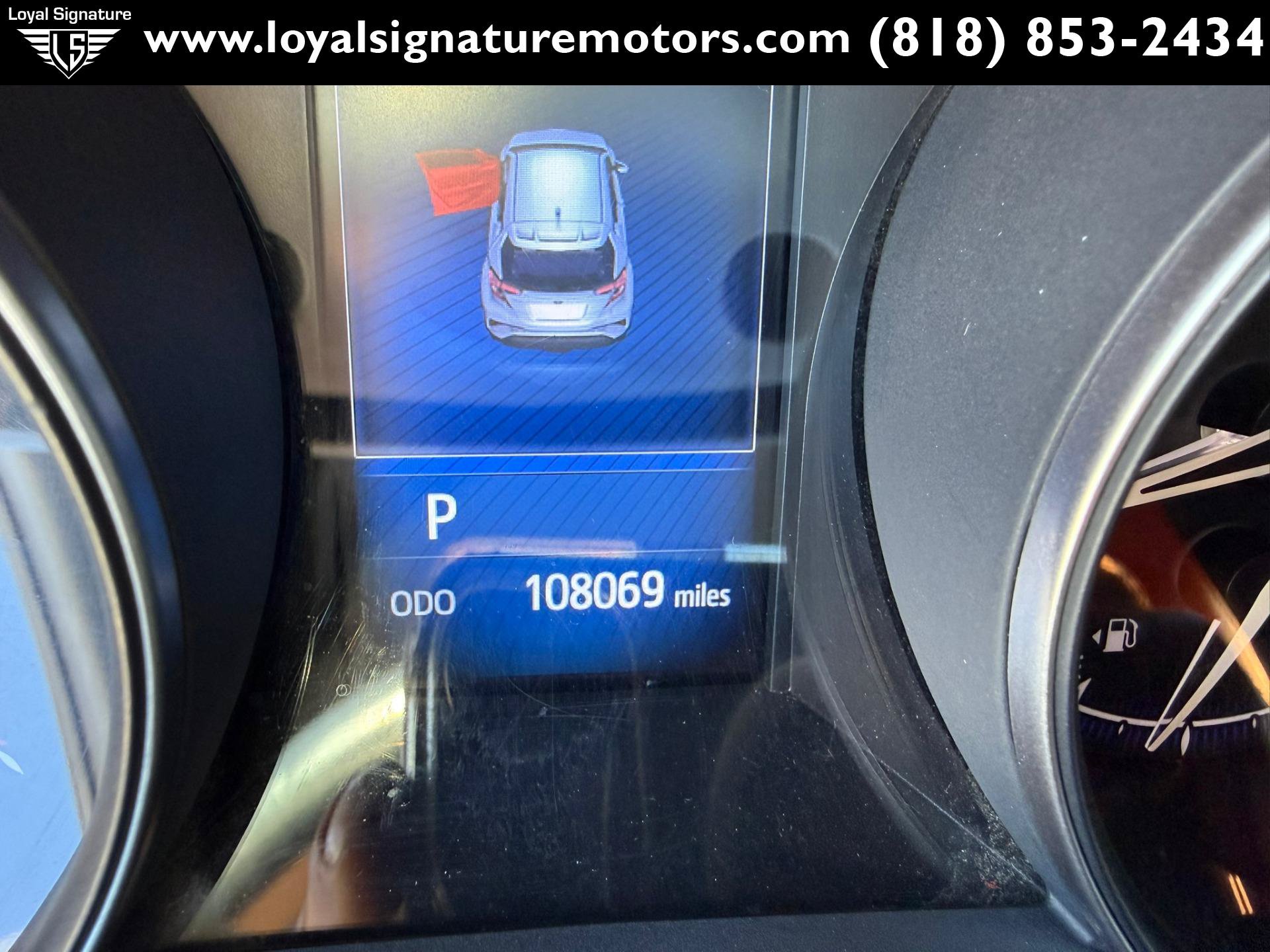 Used 2018 Toyota C-HR XLE FWD image 21