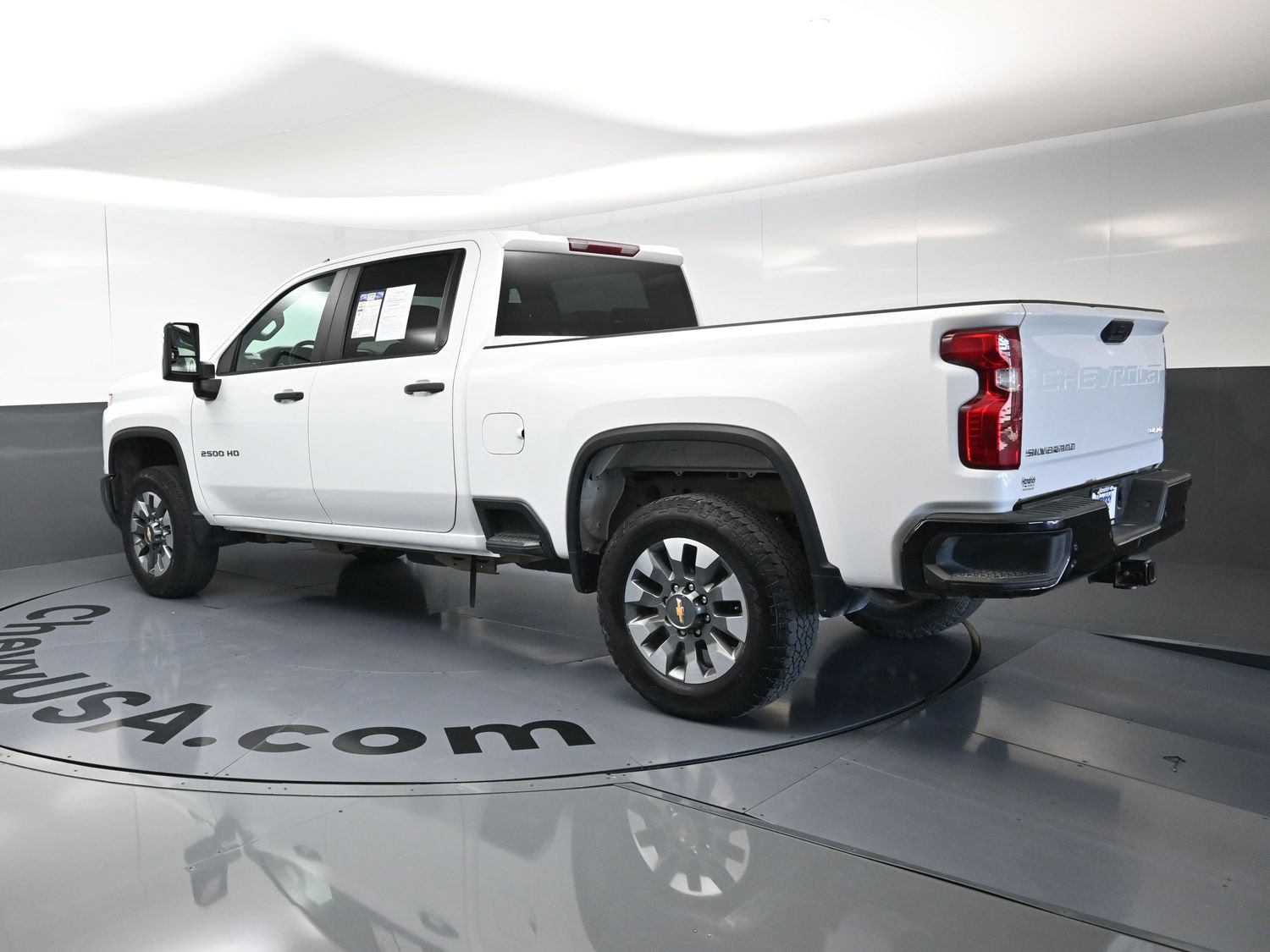 Used 2024 Chevrolet Silverado 2500 Custom w/ Custom Value Package AWD/4WD image 7