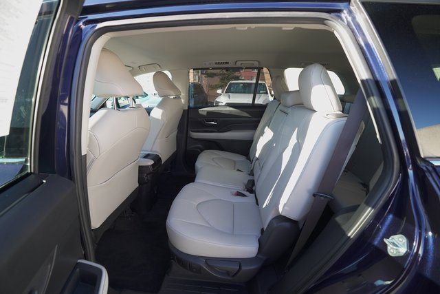 Certified 2024 Toyota Grand Highlander Limited image 13