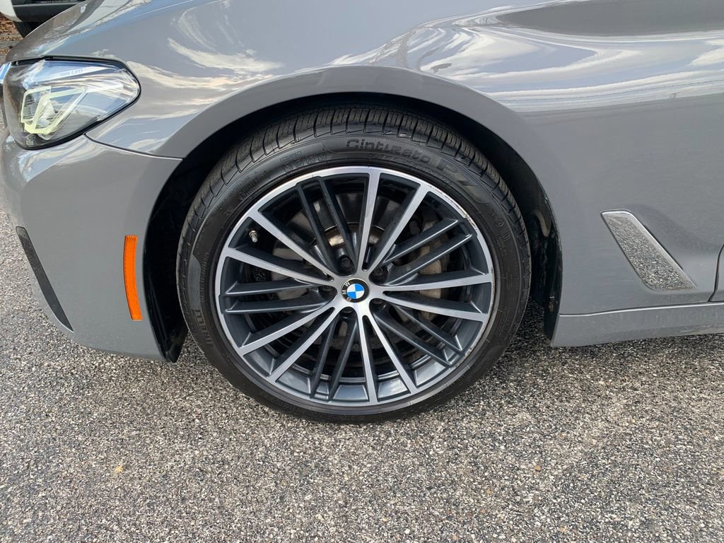 Used 2021 BMW 530i xDrive w/ Premium Package image 33