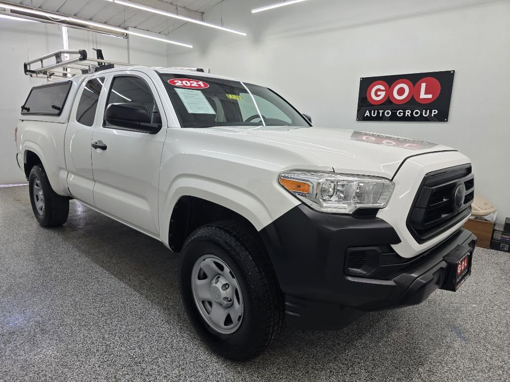 Used 2021 Toyota Tacoma SR image 1