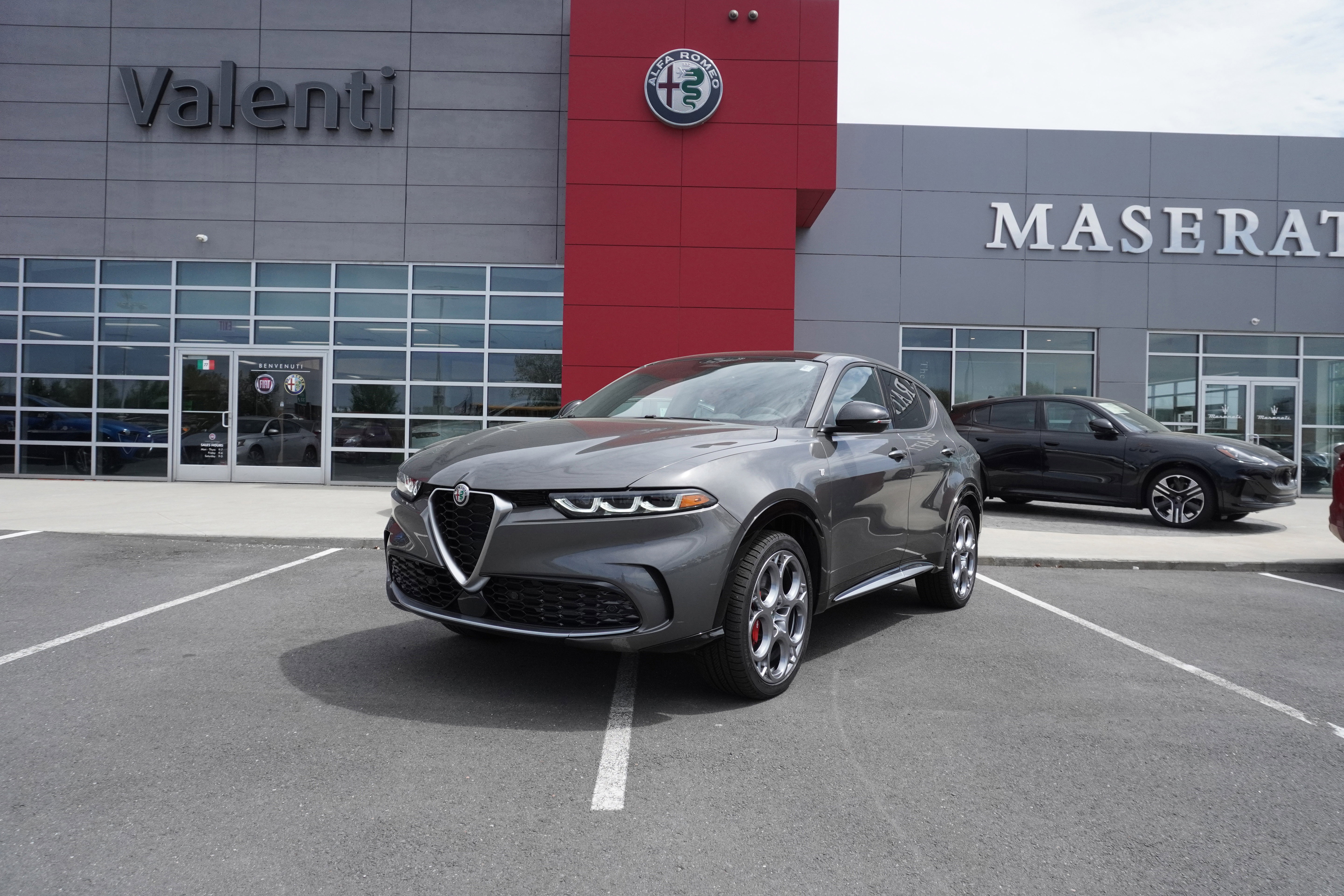 Used 2024 Alfa Romeo Tonale Ti image 1