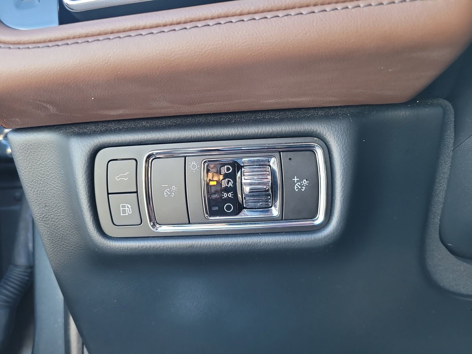 Used 2023 Lincoln Aviator Grand Touring w/ Equipment Group 301A image 33