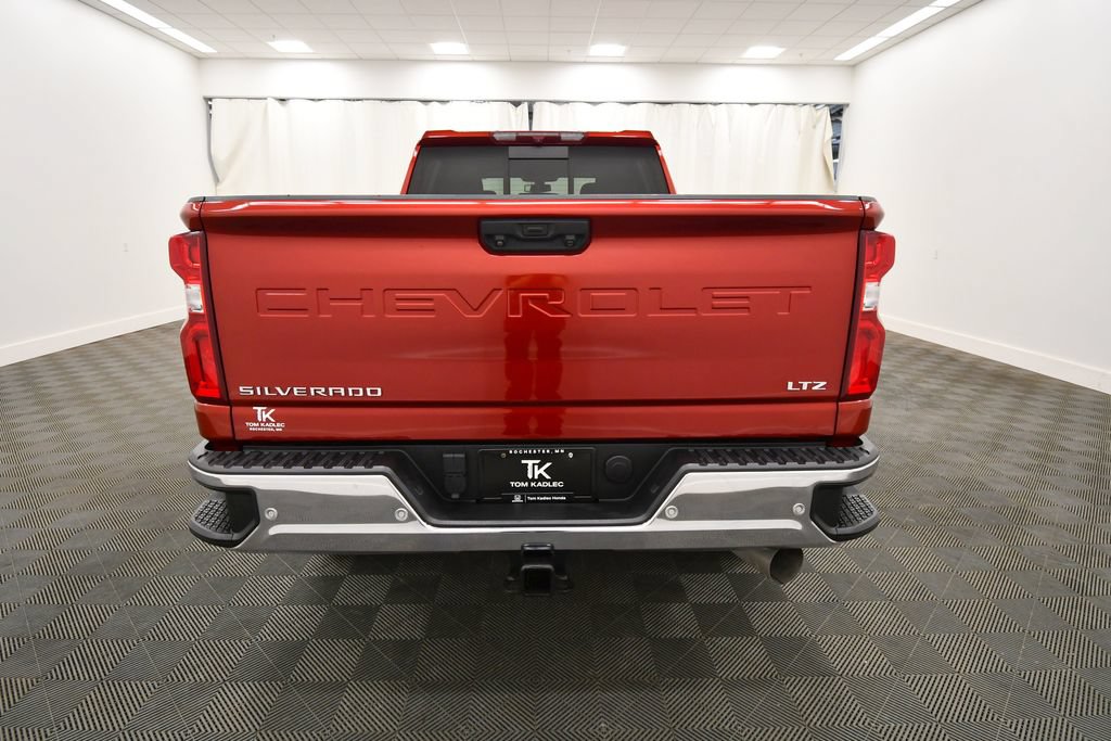 Used 2023 Chevrolet Silverado 2500 LTZ AWD/4WD image 6