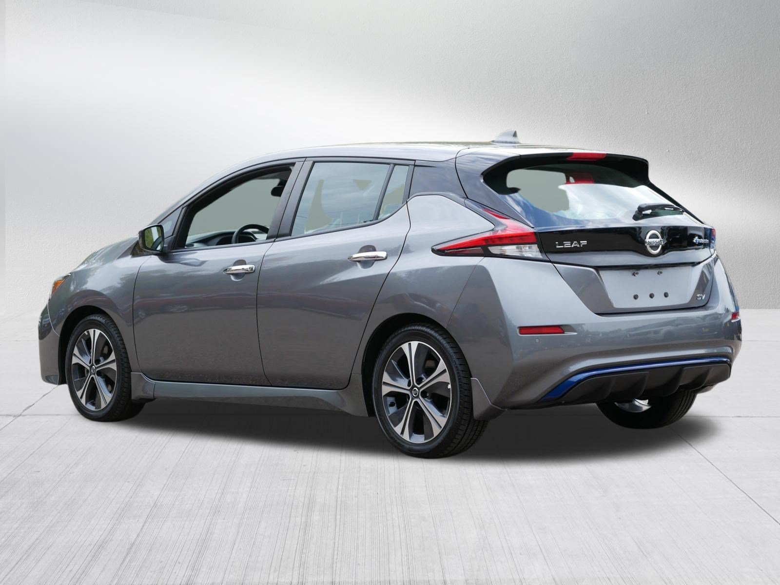 Certified 2021 Nissan Leaf SV FWD image 5