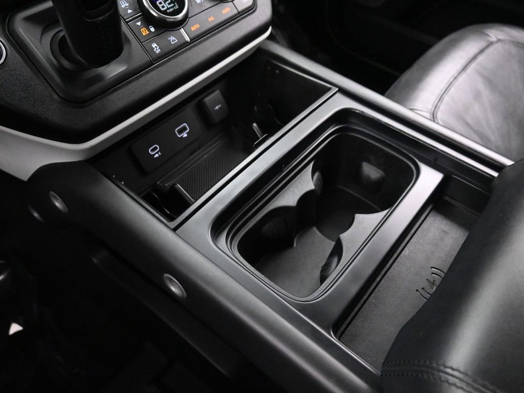 Used 2020 Land Rover Defender 110 HSE image 38