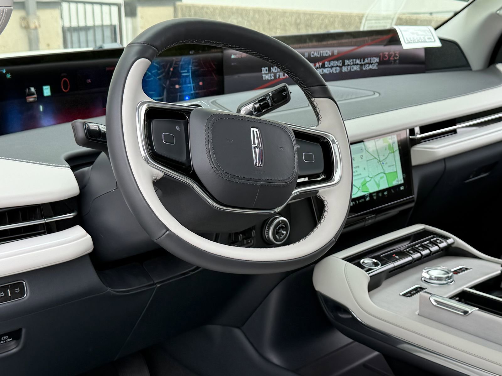 New 2026 Lincoln Navigator Reserve AWD/4WD image 22