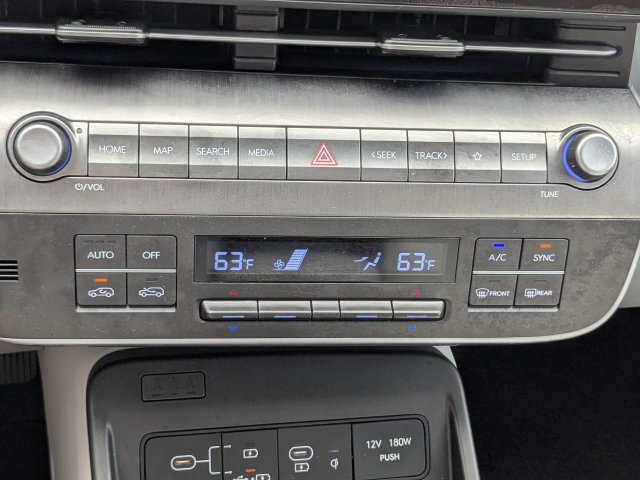 Used 2024 Hyundai Kona SEL w/ Convenience Package FWD image 23