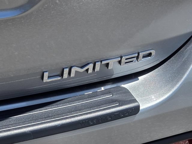 Certified 2024 Toyota Highlander Limited FWD image 35