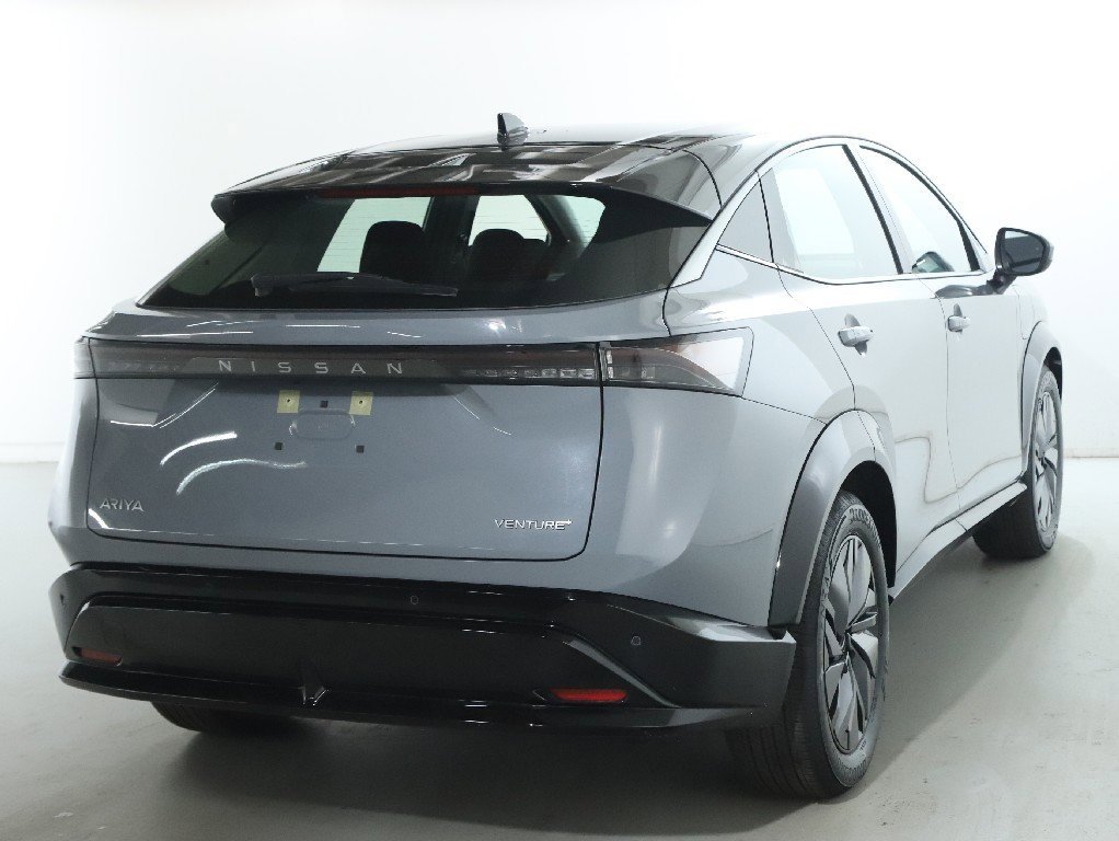 Used 2023 Nissan Ariya FWD image 45