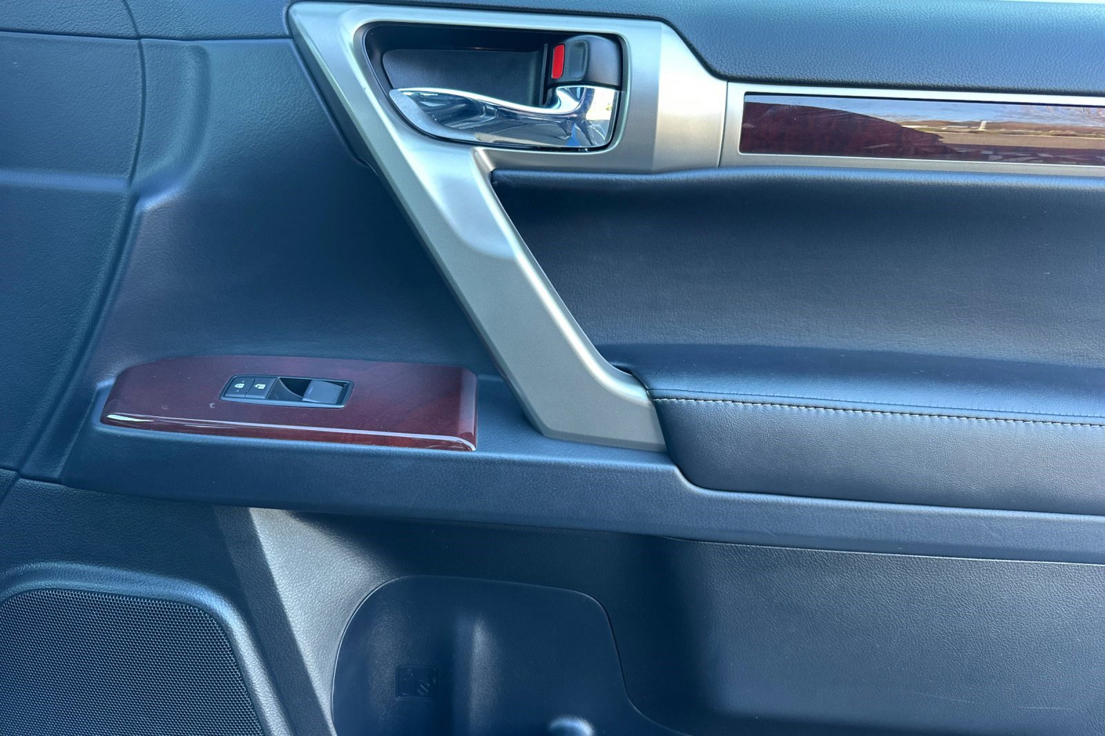 Used 2017 Lexus GX 460 Premium image 21