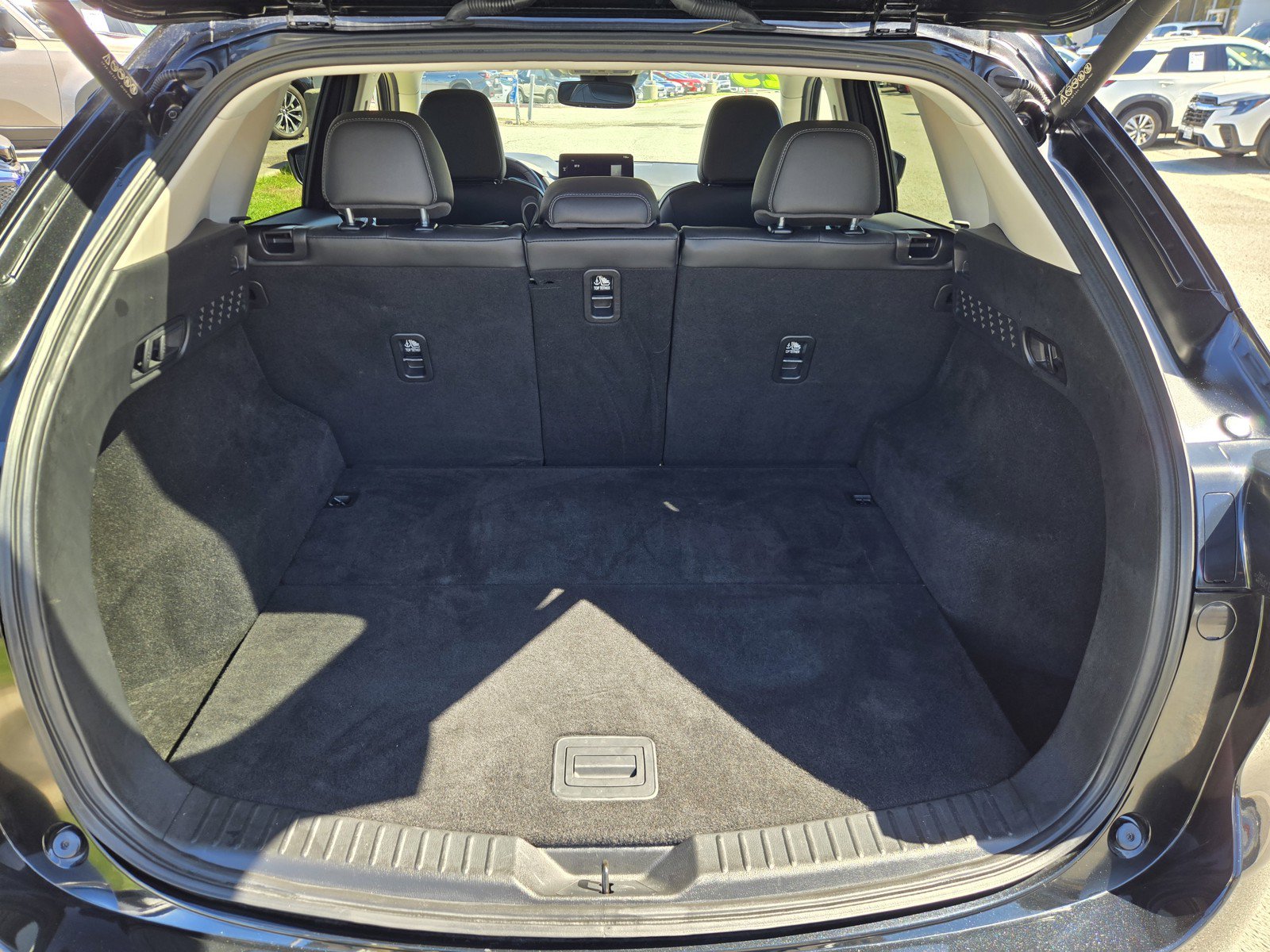 Used 2025 MAZDA CX-5 AWD 2.5 S w/ Preferred Package image 27