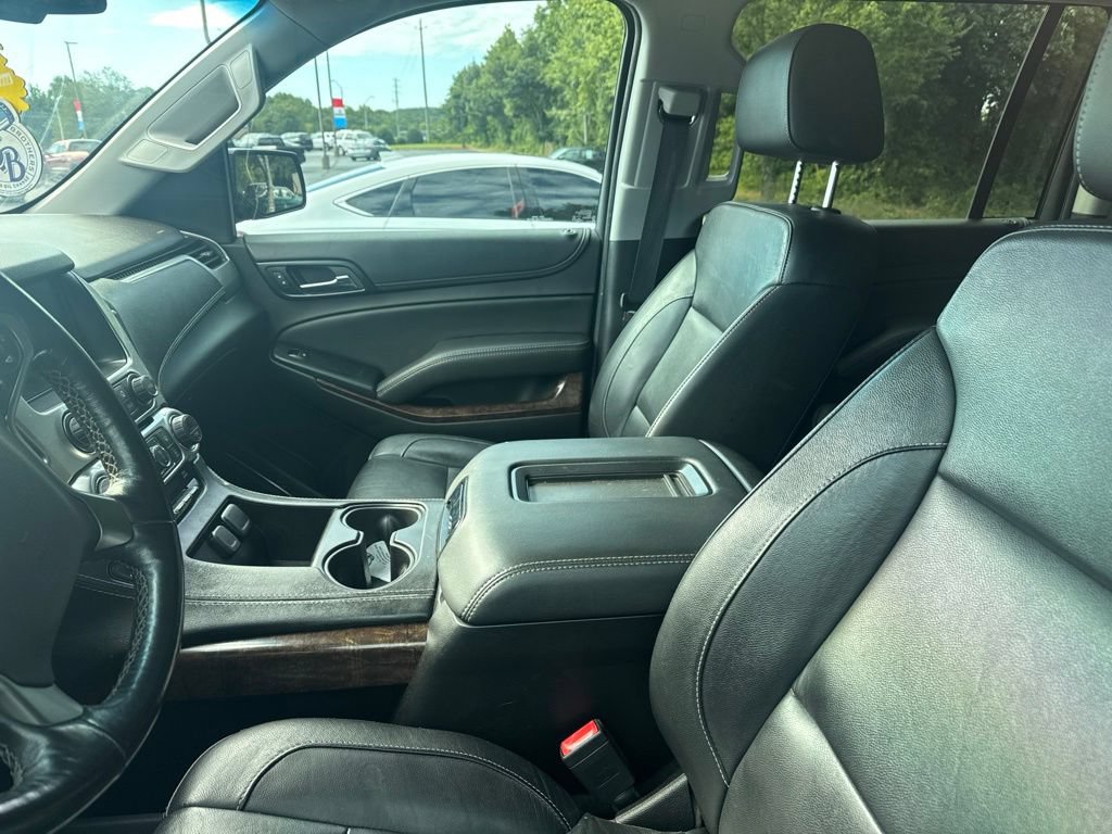 Used 2018 Chevrolet Suburban LT AWD/4WD image 5