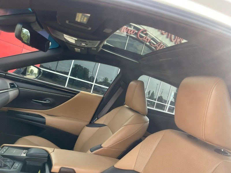 Used 2019 Lexus ES 350 w/ Premium Package image 23