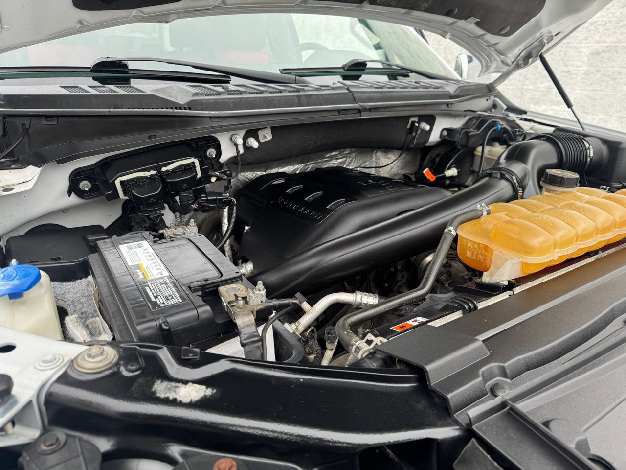 Used 2015 Ford F150 XLT image 52