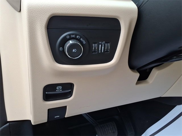 Used 2023 Jeep Grand Cherokee L Limited w/ Trailer Tow Group (B) image 20