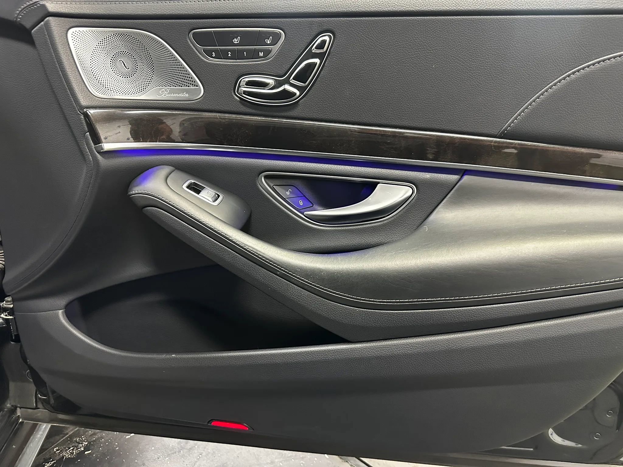 Used 2016 Mercedes-Benz S 550 Sedan image 26