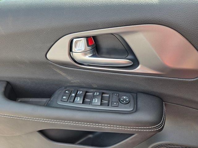 New 2026 Chrysler Voyager LX FWD image 18
