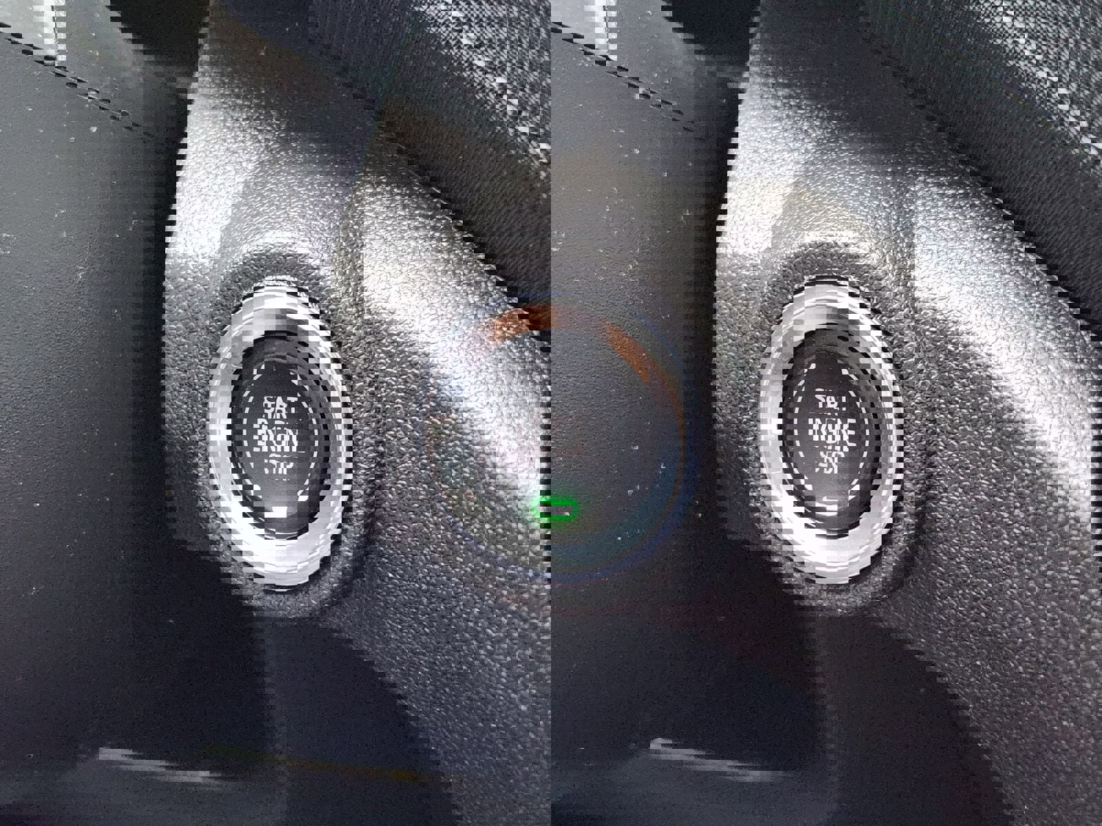 Used 2022 Chevrolet TrailBlazer LT w/ Convenience Package FWD image 29