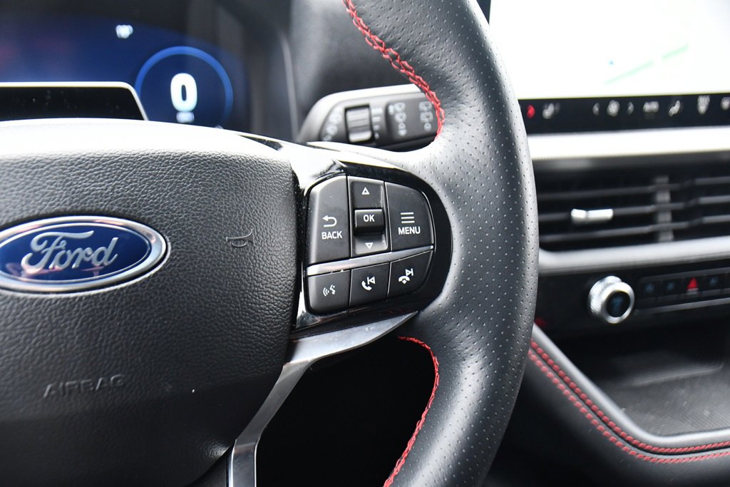 Used 2025 Ford Explorer ST-Line w/ ST-Line Street Pack image 37