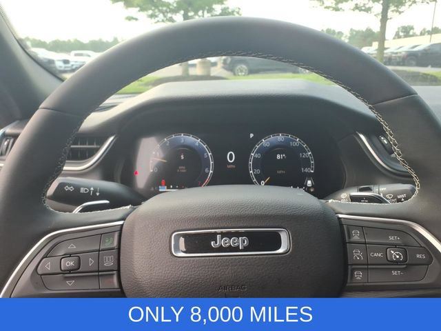 Used 2025 Jeep Grand Cherokee Altitude AWD/4WD image 18