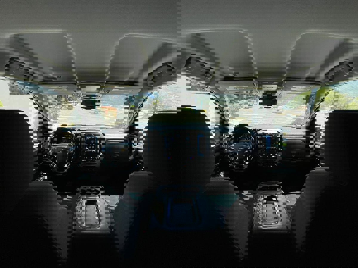 Used 2015 Chevrolet Silverado 2500 LT w/ Z71 Package, Off-Road AWD/4WD image 18