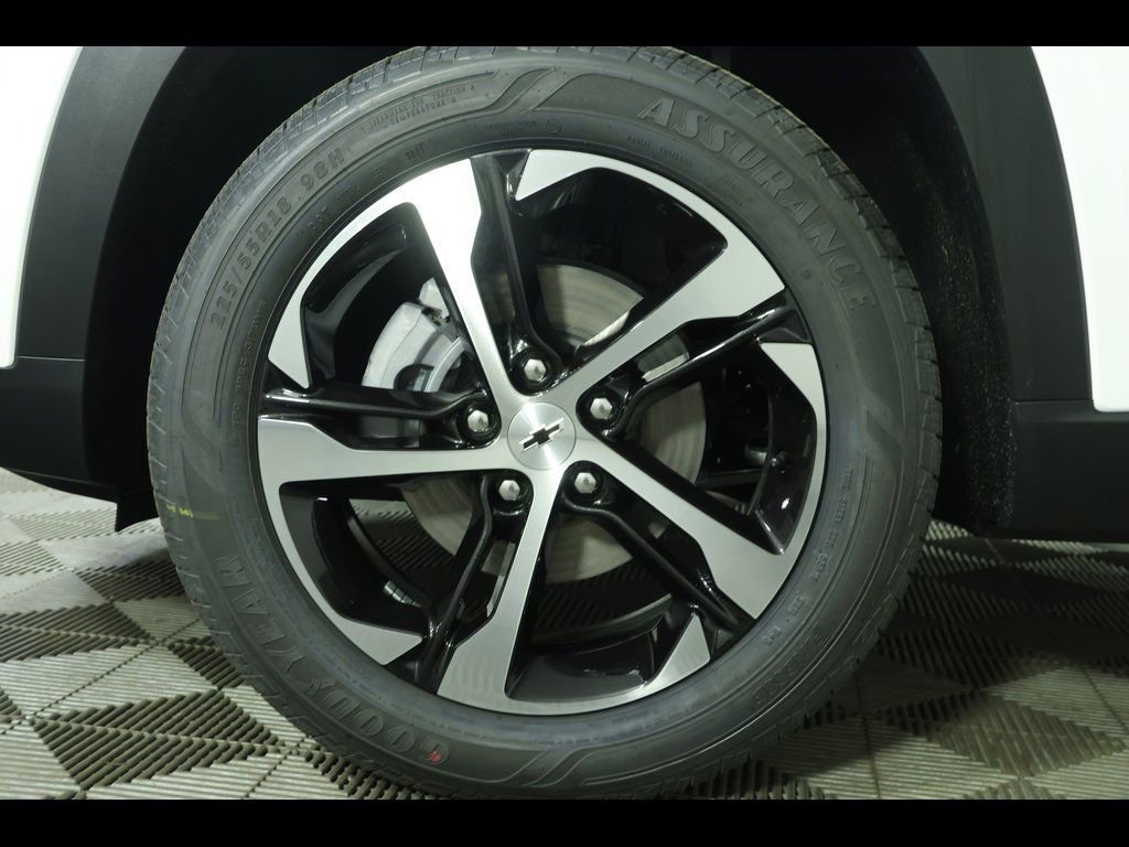 New 2026 Chevrolet Trax RS image 11