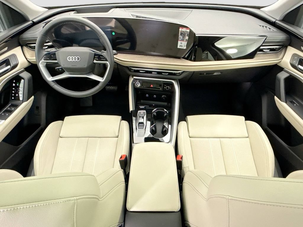 Certified 2025 Audi Q5 Premium Plus w/ Premium Plus AWD/4WD image 14