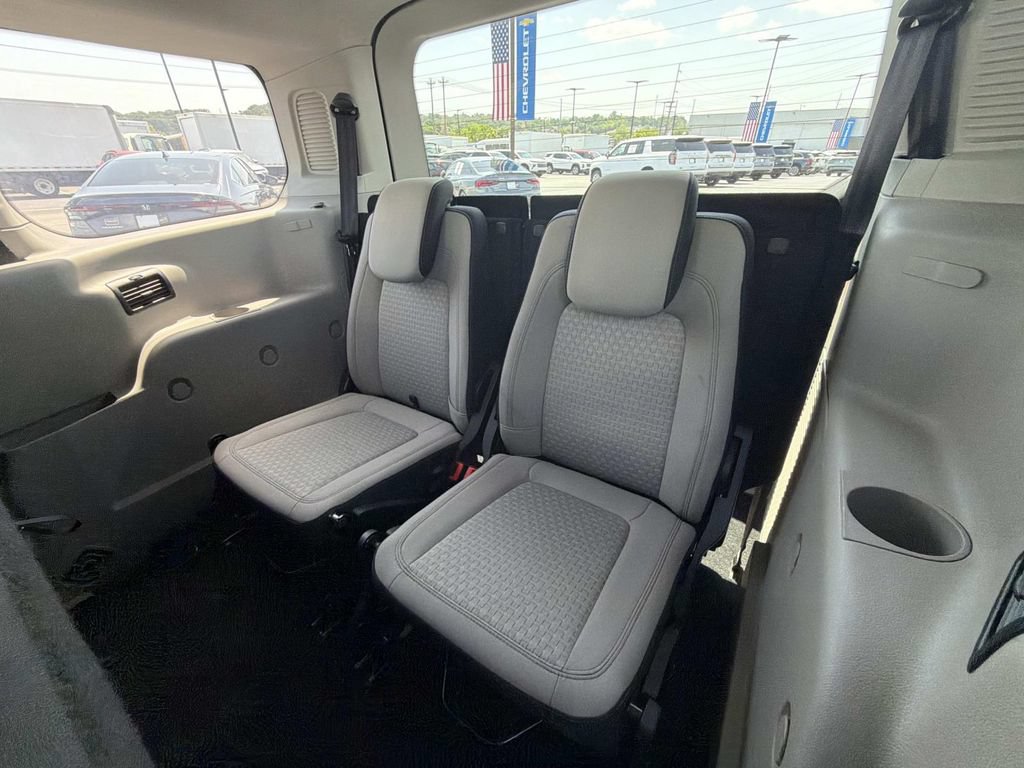 Used 2022 Ford Transit Connect XLT FWD image 13