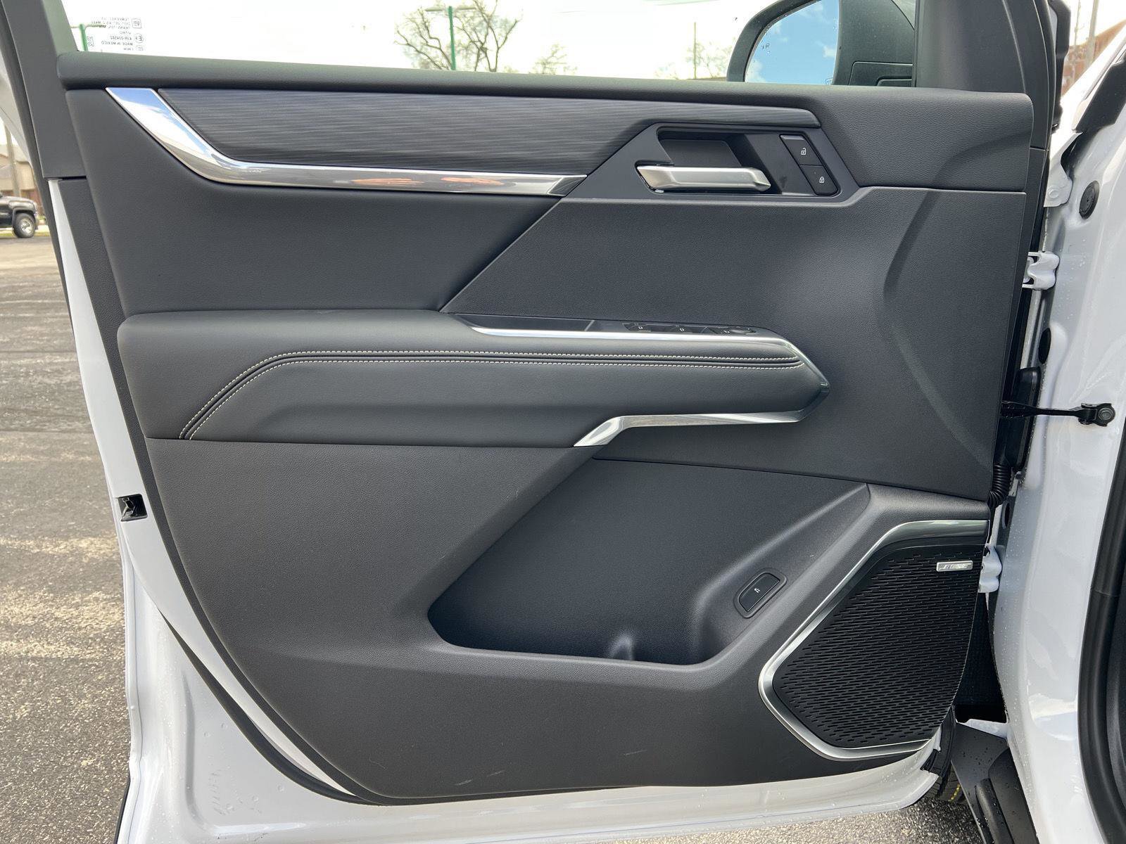 New 2026 GMC Acadia Elevation image 14