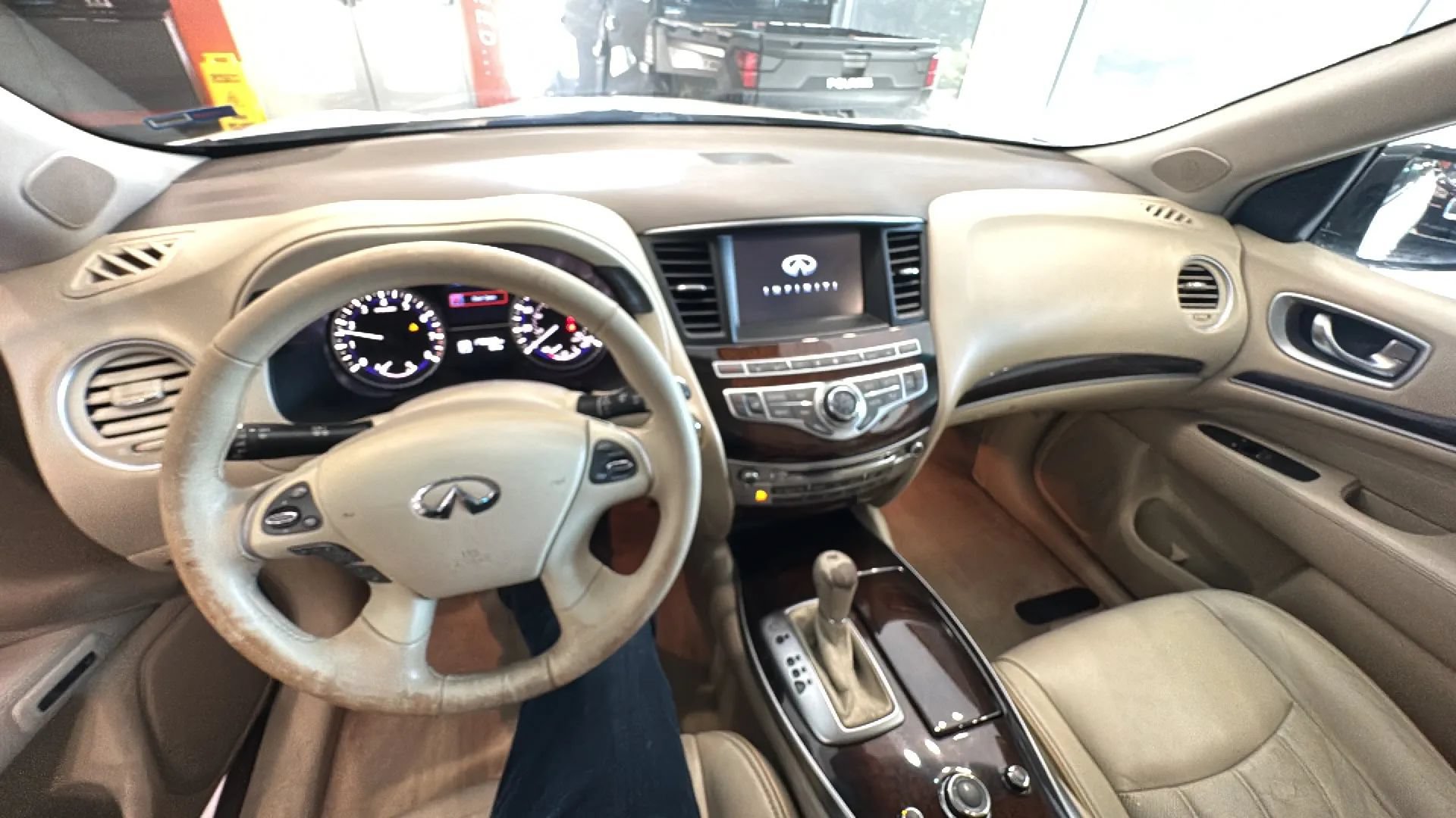 Used 2014 INFINITI QX60 FWD w/ Premium Plus Package image 37