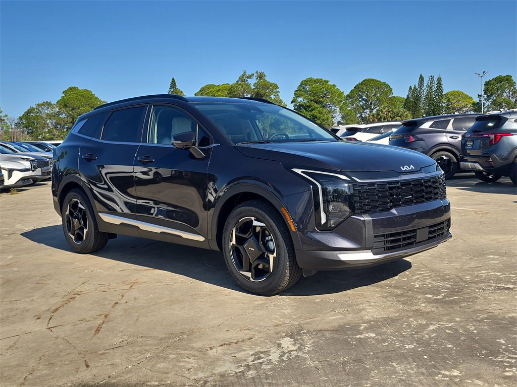 New 2026 Kia Sportage EX image 2