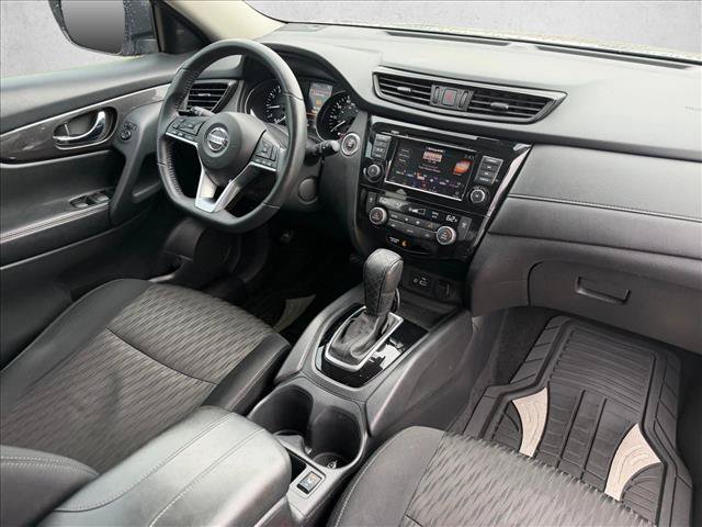 Used 2019 Nissan Rogue SV FWD image 22