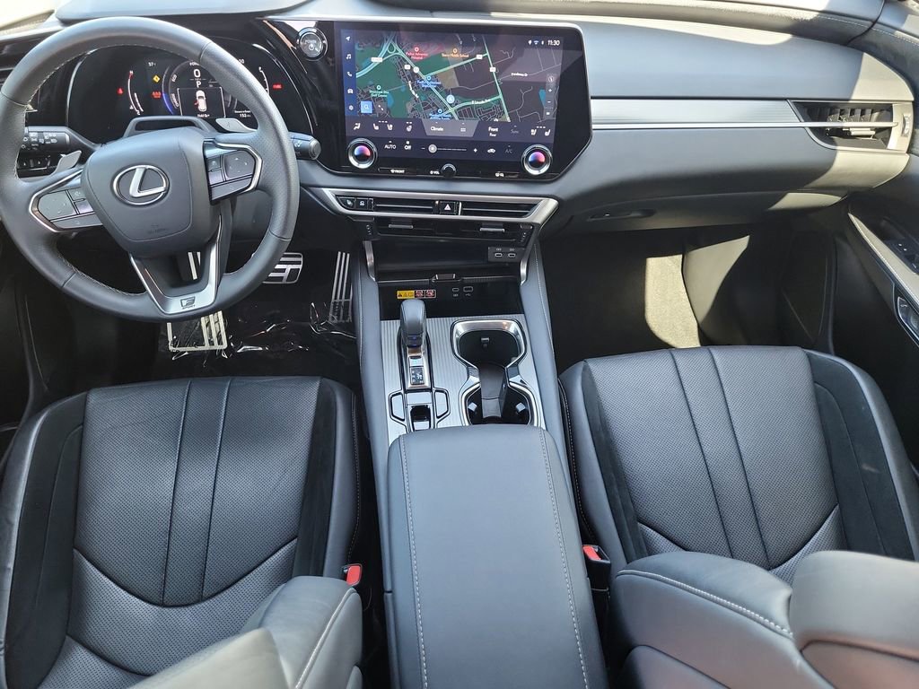 Used 2023 Lexus RX 500h F Sport image 13