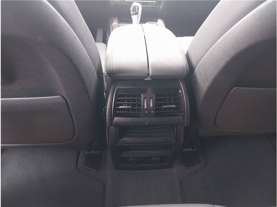 Used 2018 BMW X5 xDrive40e AWD/4WD image 13