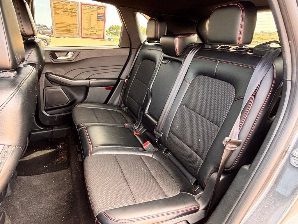 Used 2025 Ford Escape ST-Line FWD image 25