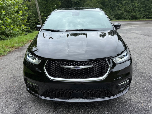 New 2026 Chrysler Pacifica Select image 4