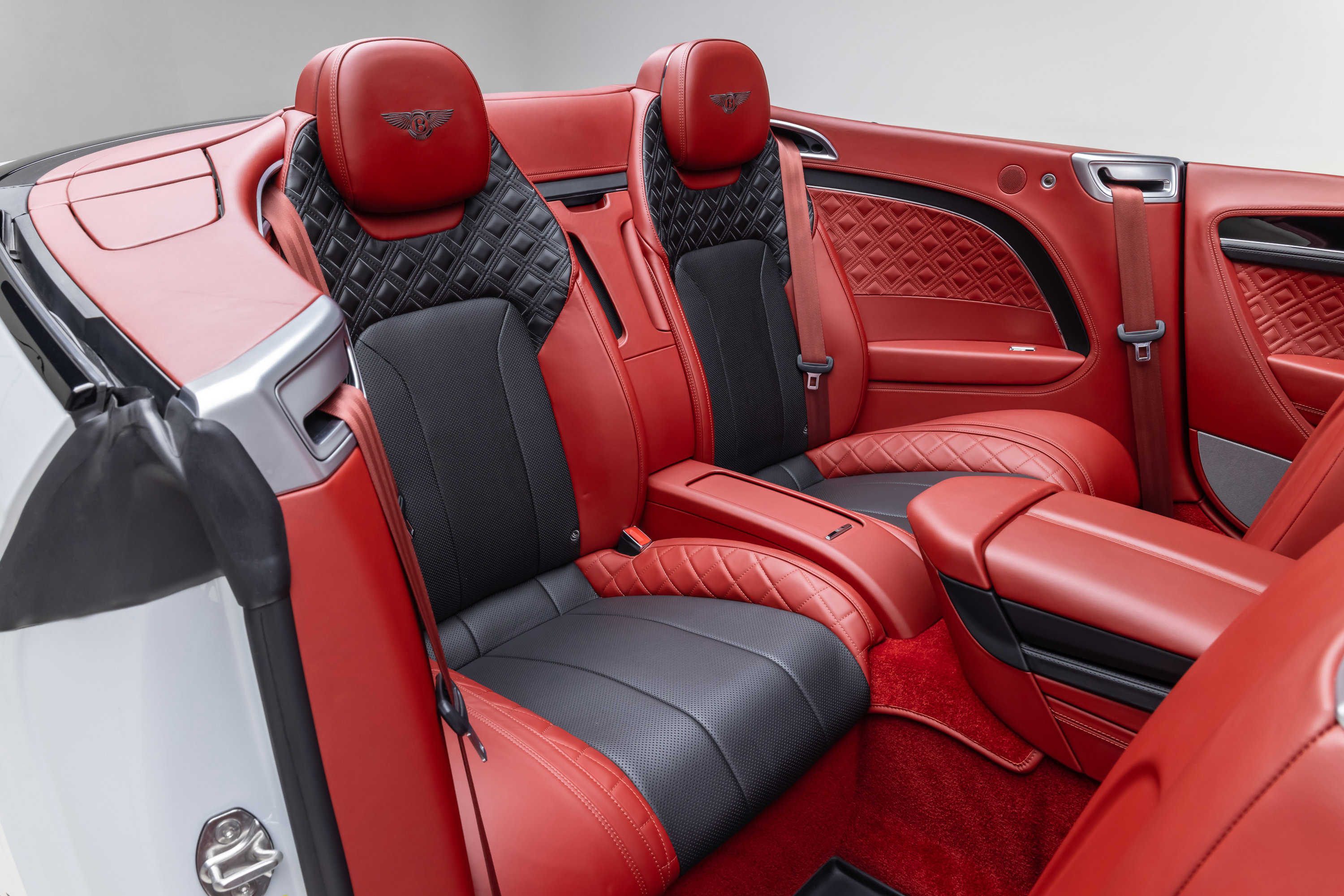 Used 2020 Bentley Continental GT image 47