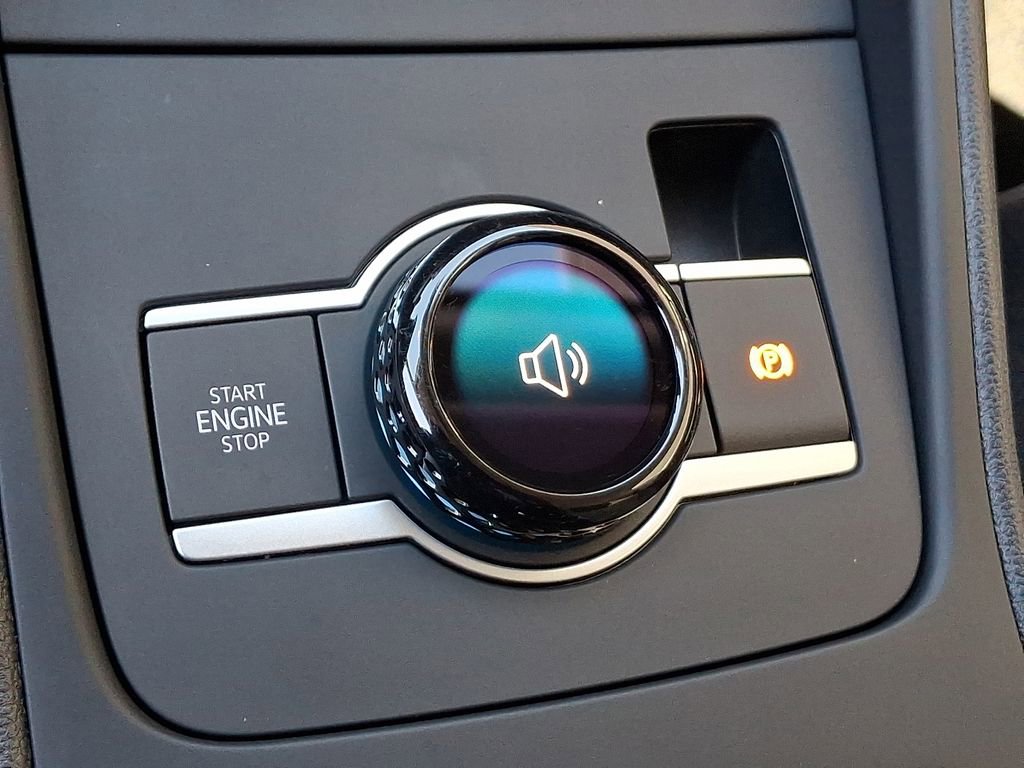 Certified 2025 Volkswagen Tiguan S w/ 18" Wheel Package image 19