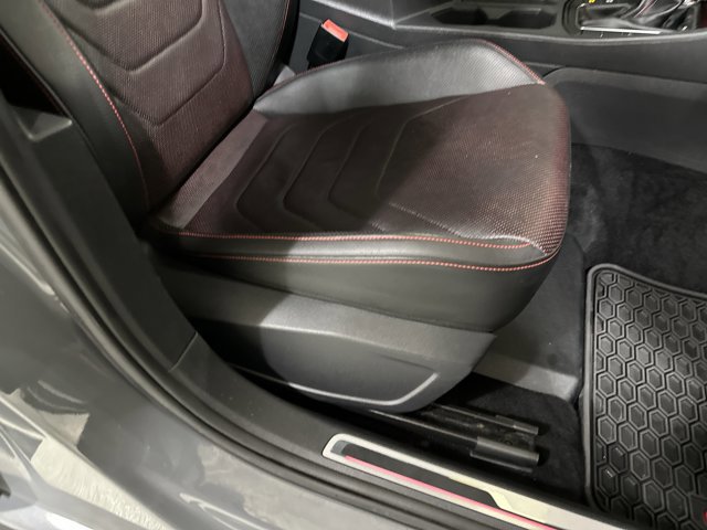 Used 2022 Volkswagen Jetta GLI Autobahn w/ GLI Black Package image 37