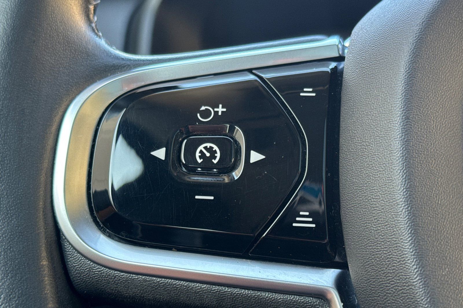 Used 2021 Volvo XC90 T8 Inscription Expression image 28