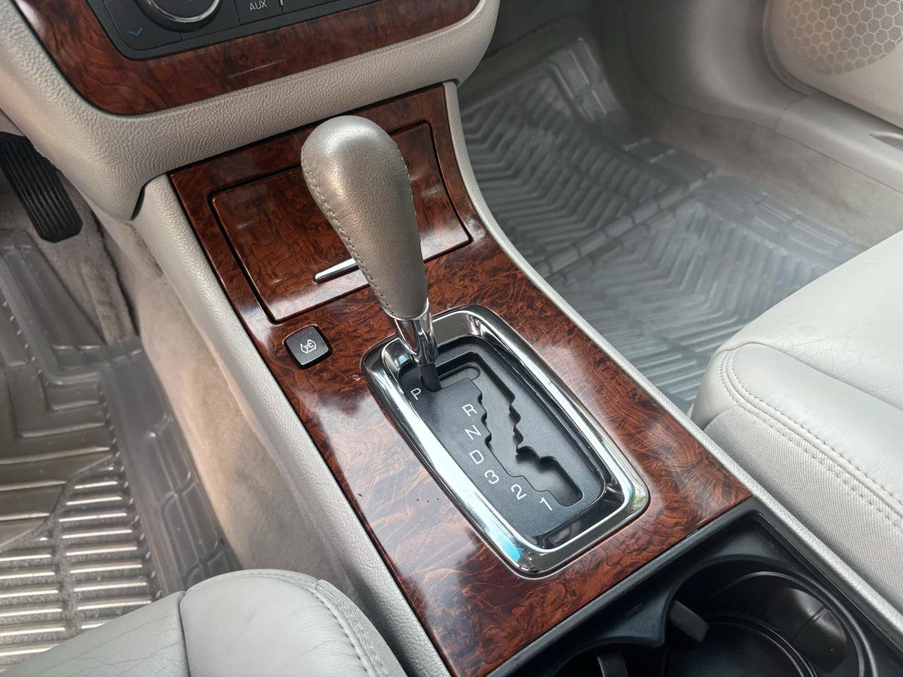 Used 2006 Cadillac DTS FWD image 47