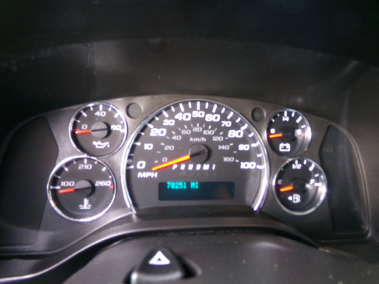 Used 2017 Chevrolet Express 3500 Extended image 12