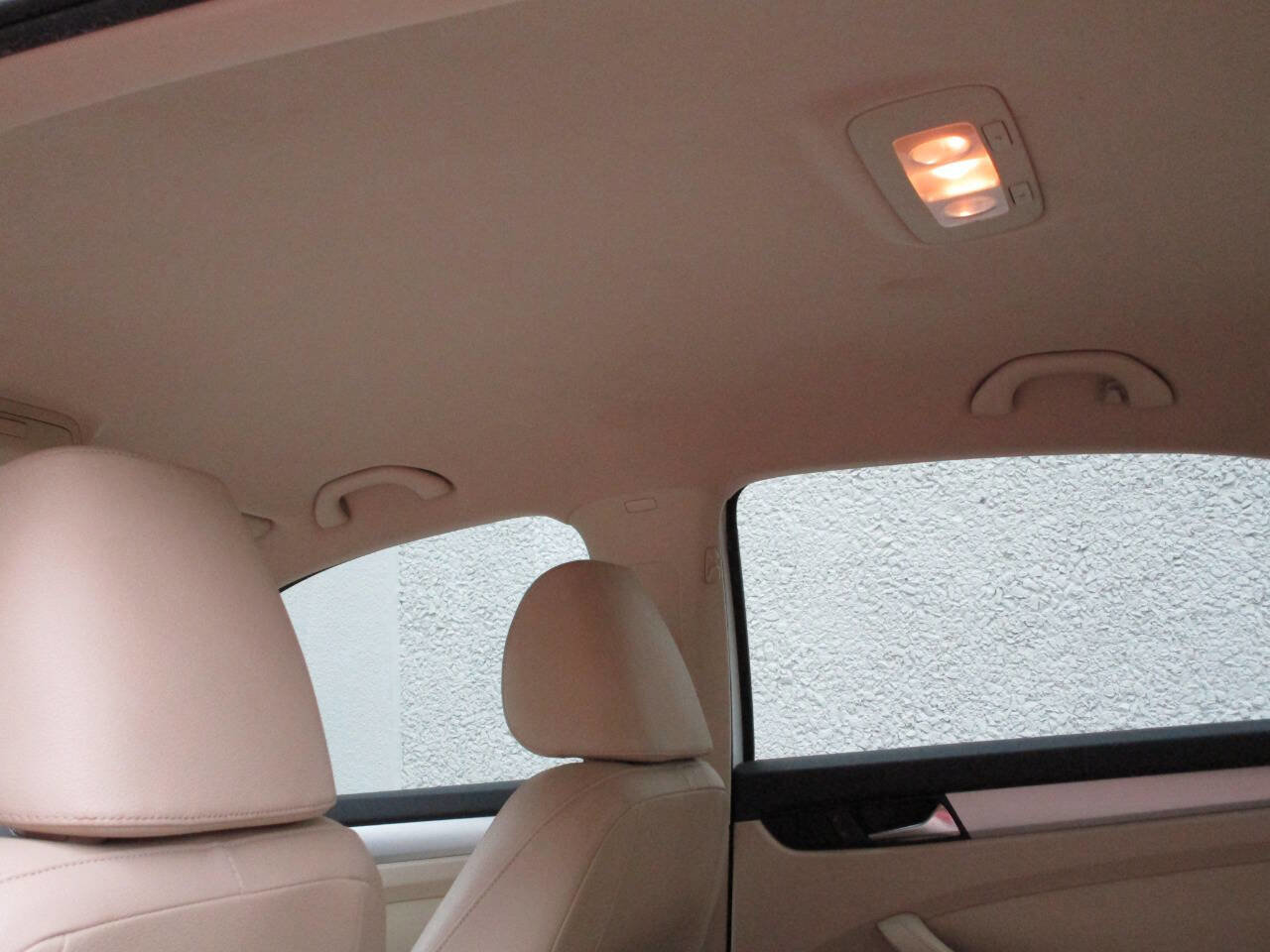 Used 2012 Volkswagen Passat 2.5 SE FWD image 21