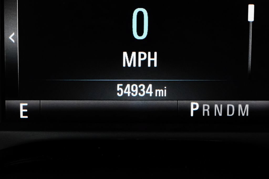 Used 2018 Chevrolet Camaro LT RWD image 15