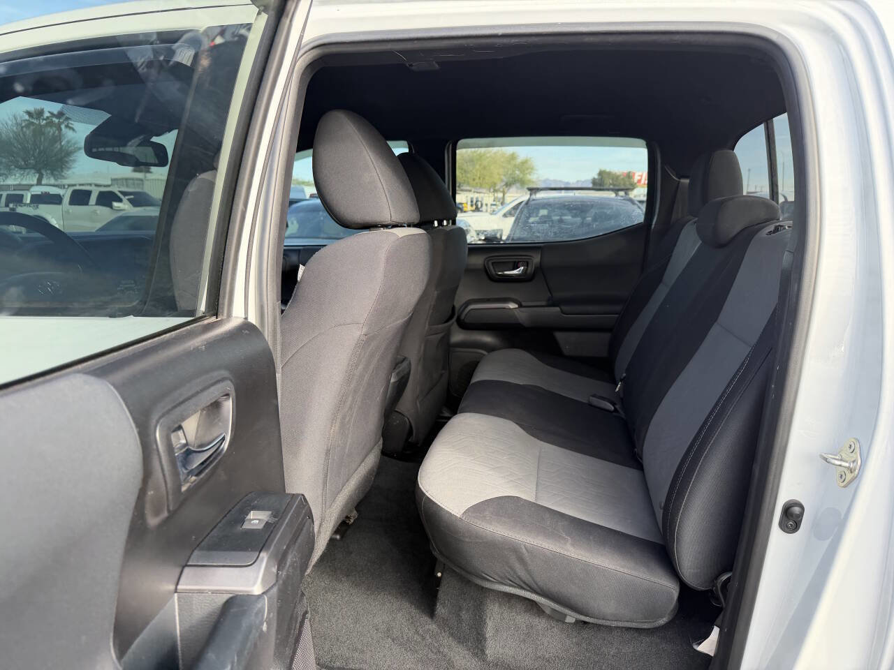 Used 2020 Toyota Tacoma TRD Off-Road w/ Technology Package image 22