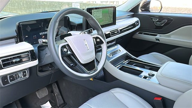 New 2026 Lincoln Aviator AWD image 15
