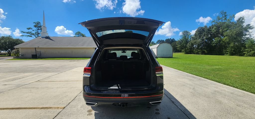 Used 2025 Volkswagen Atlas SE AWD/4WD image 23