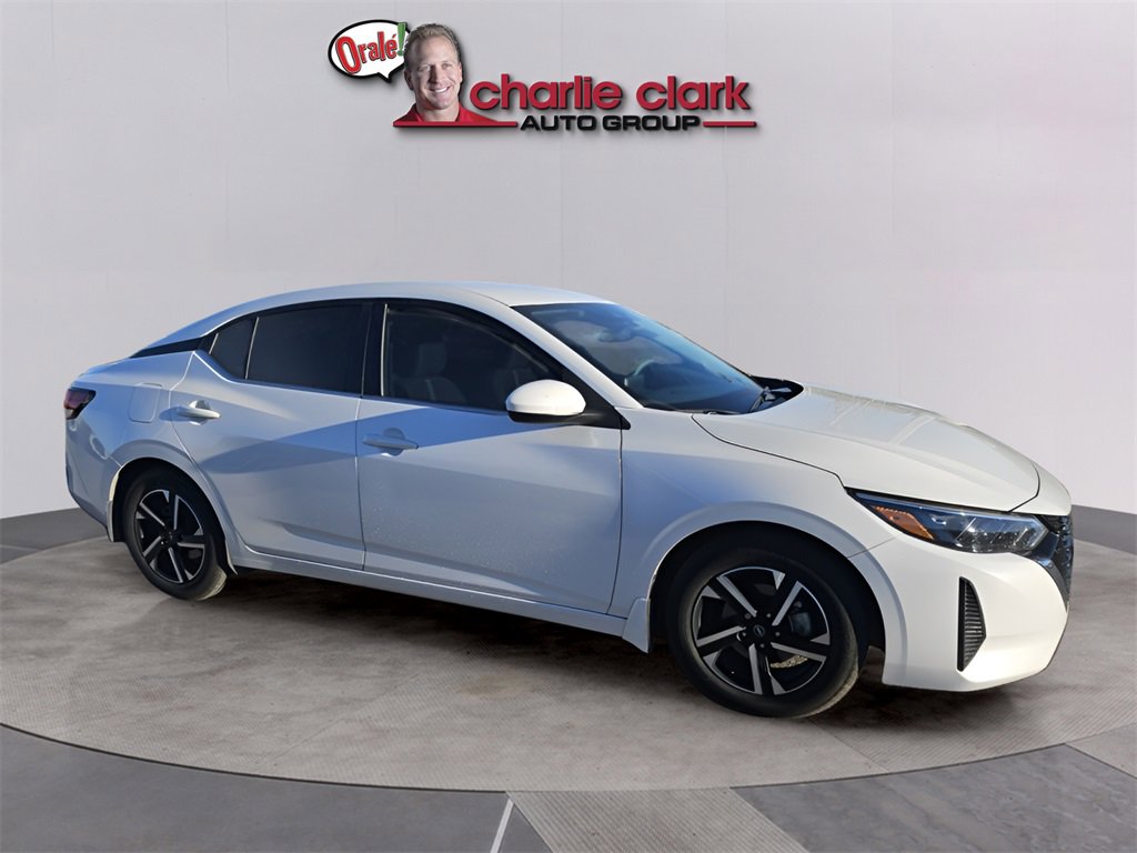 Used 2024 Nissan Sentra SV image 7