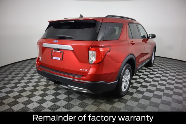 Used 2024 Ford Explorer XLT w/ Equipment Group 202A AWD/4WD image 4
